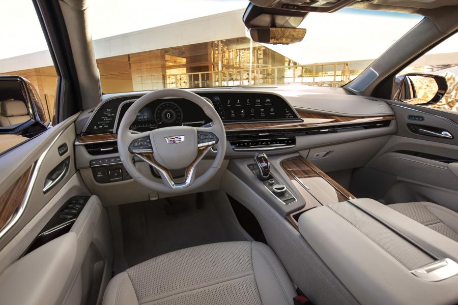 Торпедо Cadillac Escalade Platinum Luxury 2020 года  (NA) (фото 31 из 45)
